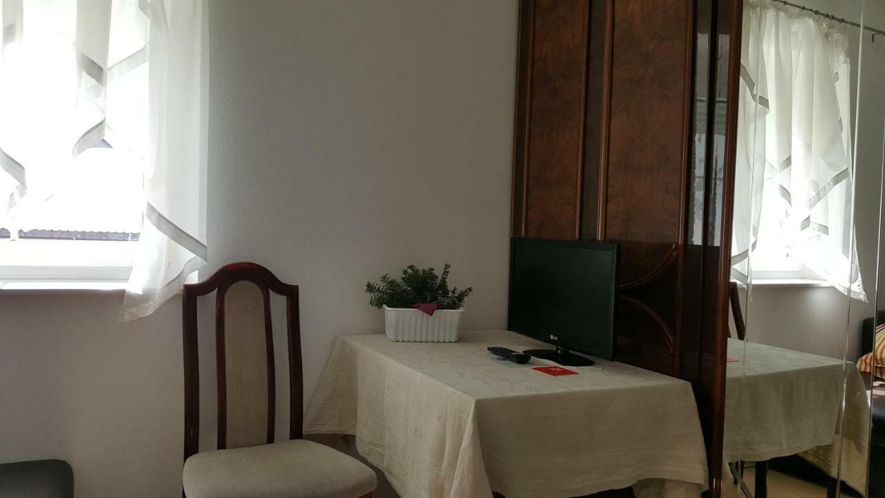 Leon'S Silberwald Apartment Strasshof an der Nordbahn Екстериор снимка